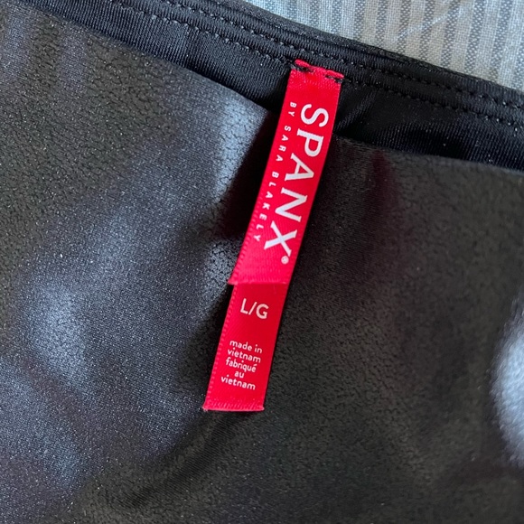 Spanx faux leather leggings - Picture 2 of 5